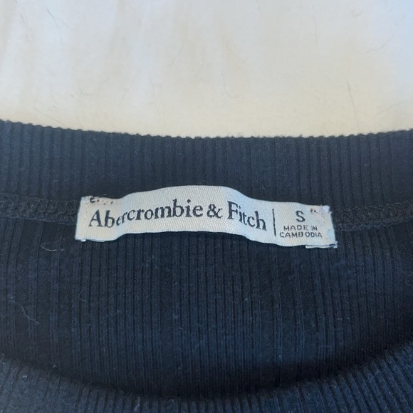 Abercrombie & Fitch top - Picture 4 of 4